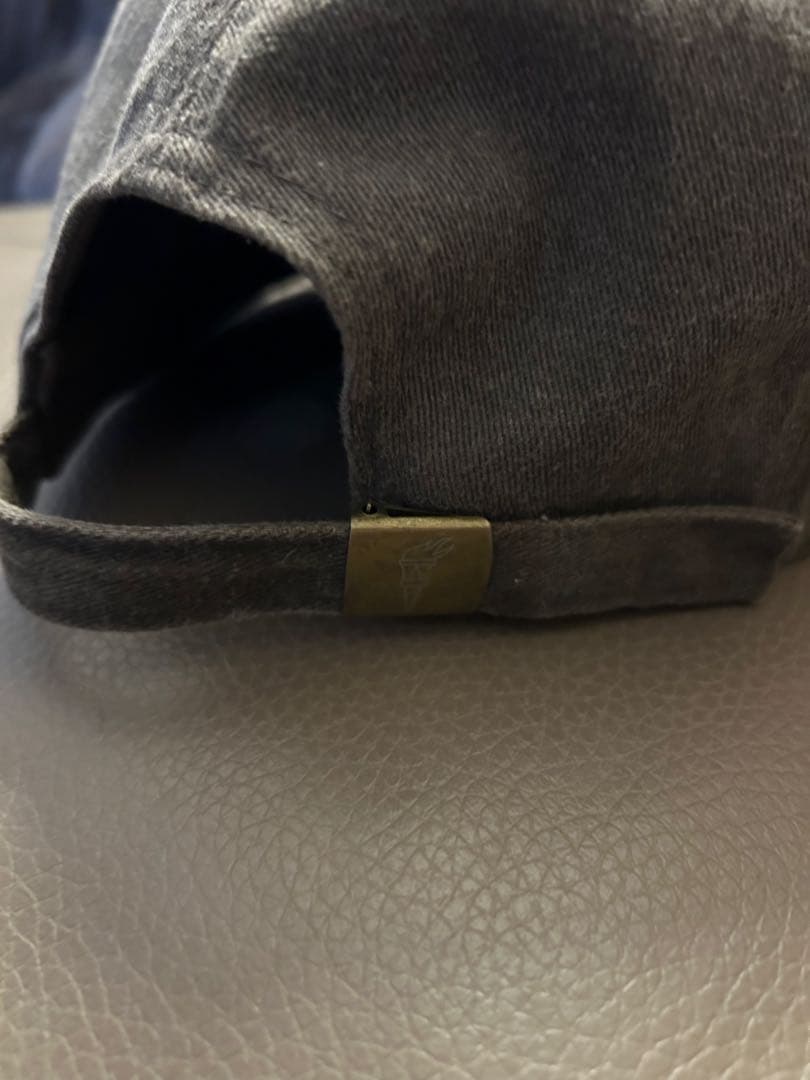 Daydream キャップ ブラウン Ovy Kaja