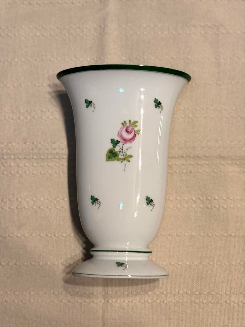 HEREND（ヘレンド） 花瓶 ローズモチーフ