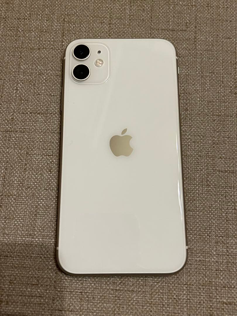 ⭐︎週末限定セール⭐︎iPhone 11 ホワイト 64 GB