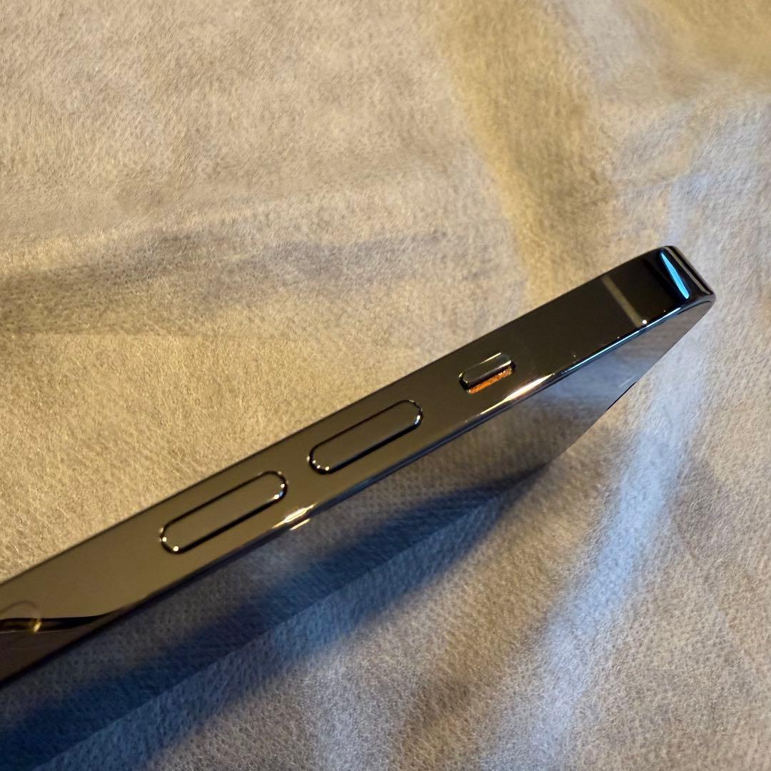 美品 iPhone 13Pro 256GB SIMフリー 純正付属完備