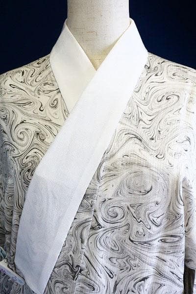 ★専用★未使用品 長襦袢 オフホワイト 身丈126cm 墨流し お洒落 正絹