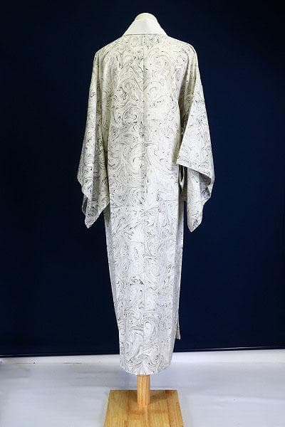 ★専用★未使用品 長襦袢 オフホワイト 身丈126cm 墨流し お洒落 正絹