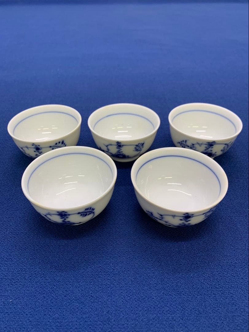 未使用共箱付ロイヤルコペンハーゲン ブルーフルーテッド酒器揃 徳利2盃5朱塗黒塗