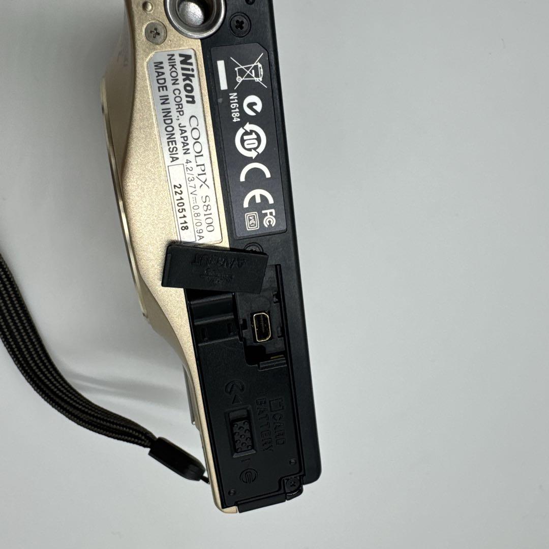 【美品】NIKON COOL PIX S8100 ゴールド　デジカメ