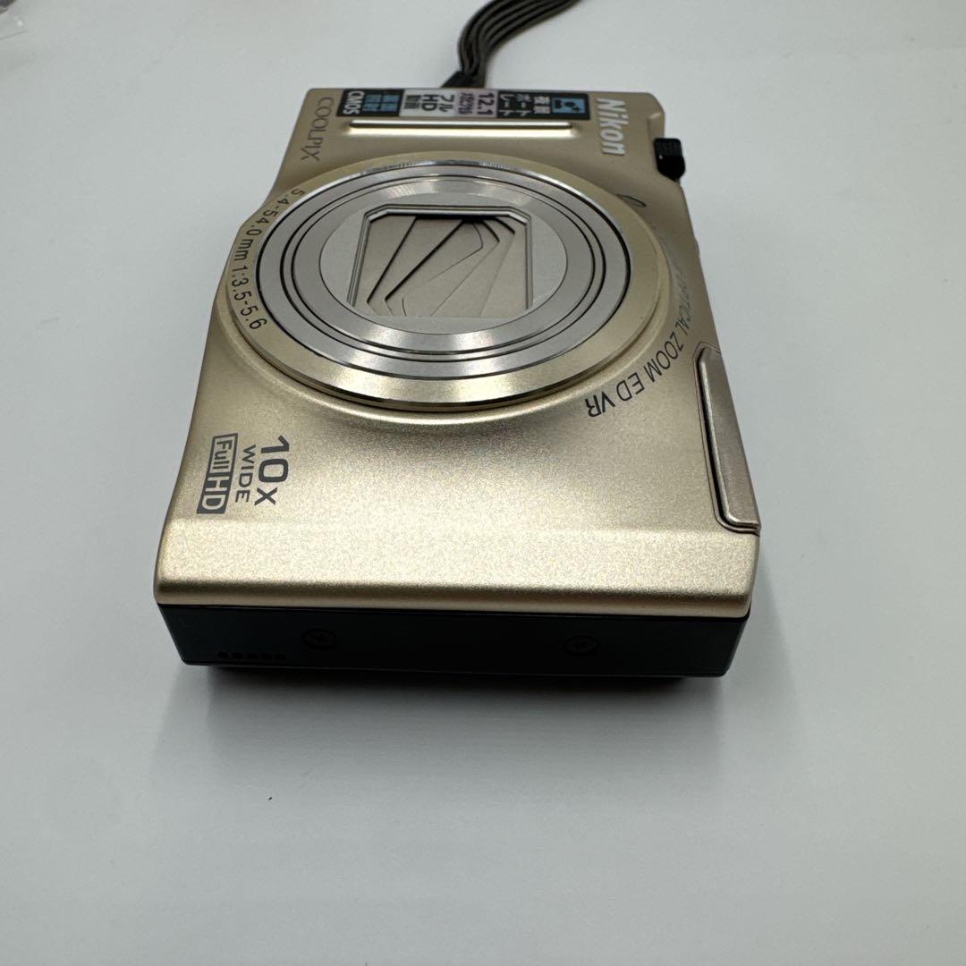 【美品】NIKON COOL PIX S8100 ゴールド　デジカメ