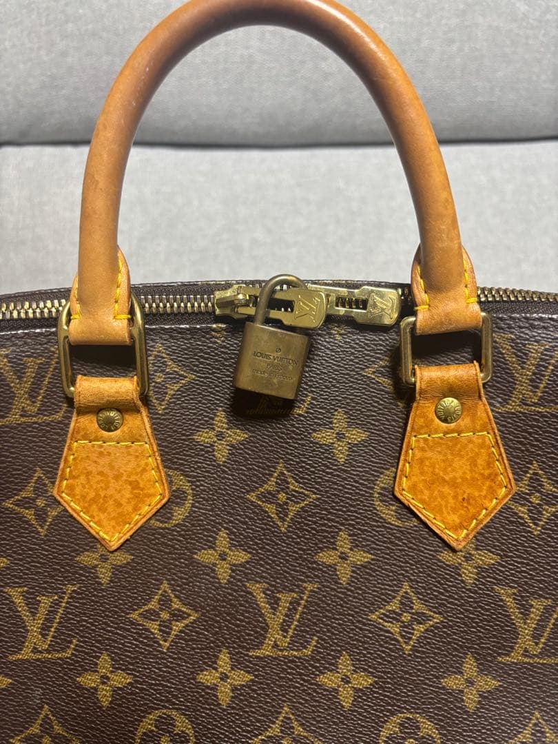 LOUIS VUITTON アルマ モノグラム