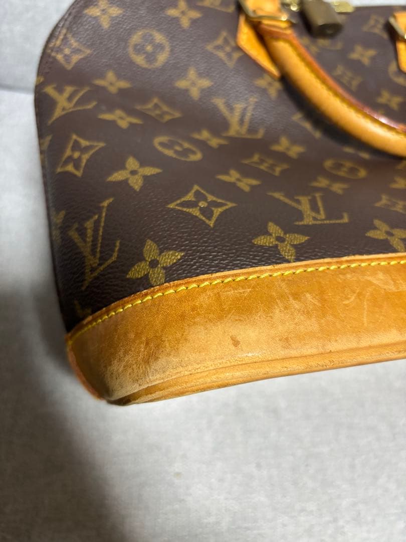 LOUIS VUITTON アルマ モノグラム