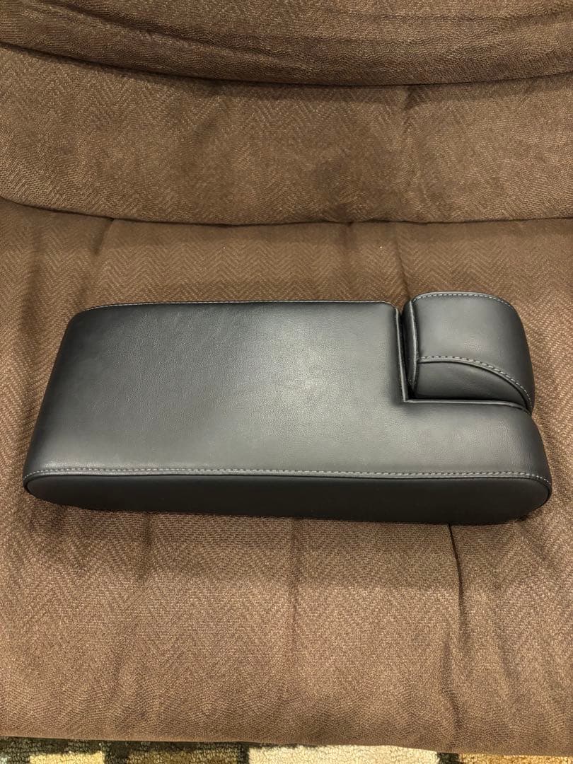 デリカD5 コンソール アームレスト シートアームレスト