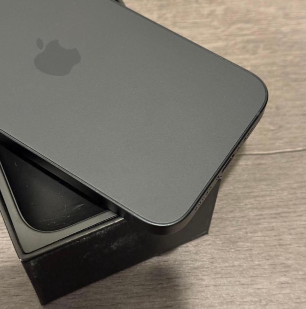 【バッテリー100％】【美品】iPhone 16e｜128GB｜SIMフリー