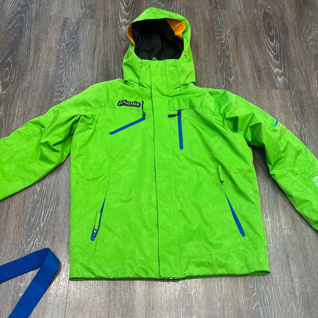 大幅お値下げしました　フェニックス 男の子セットアップ　スキーウェア　160