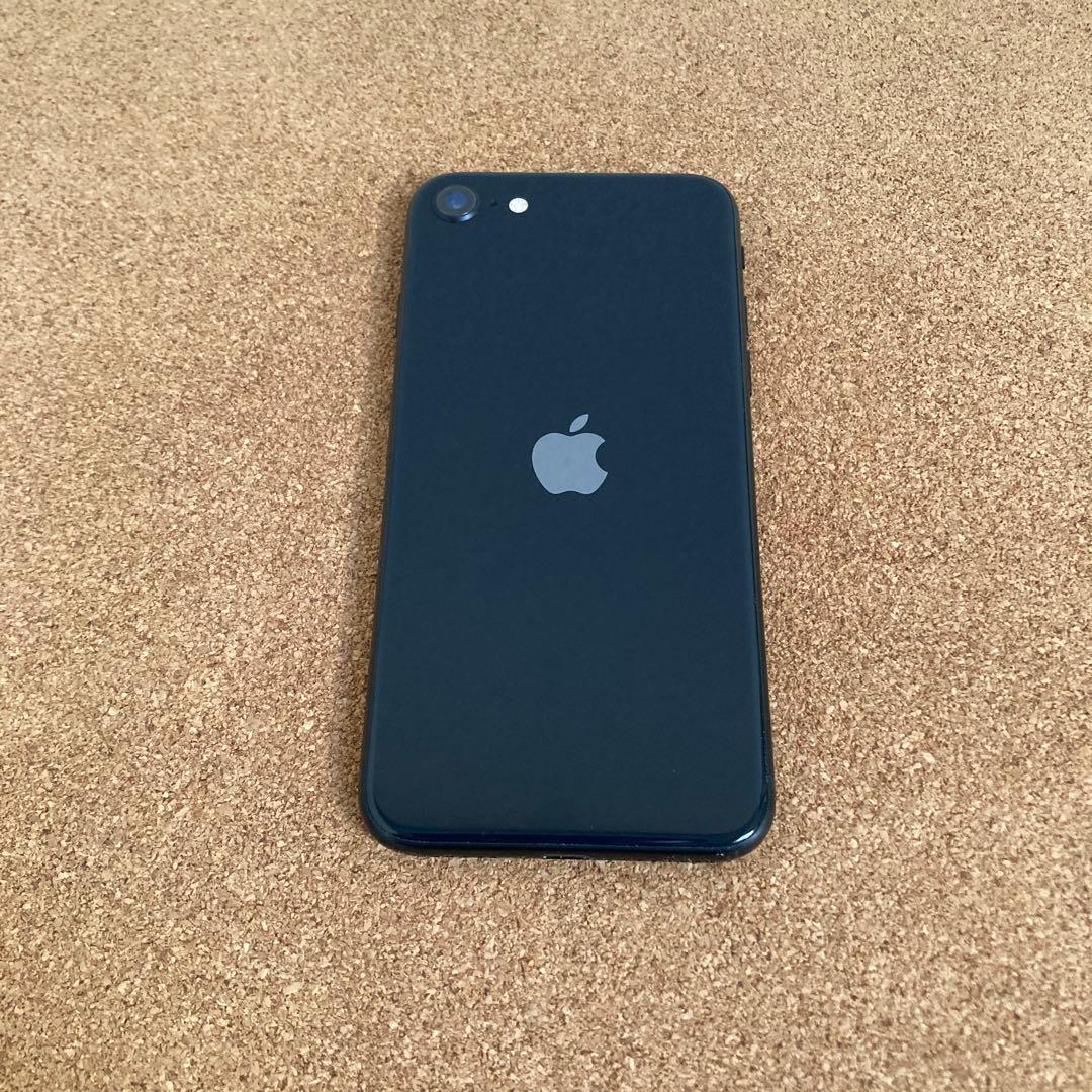 4073【早い者勝ち】電池新品☆iPhoneSE3 128GB SIMフリー☆