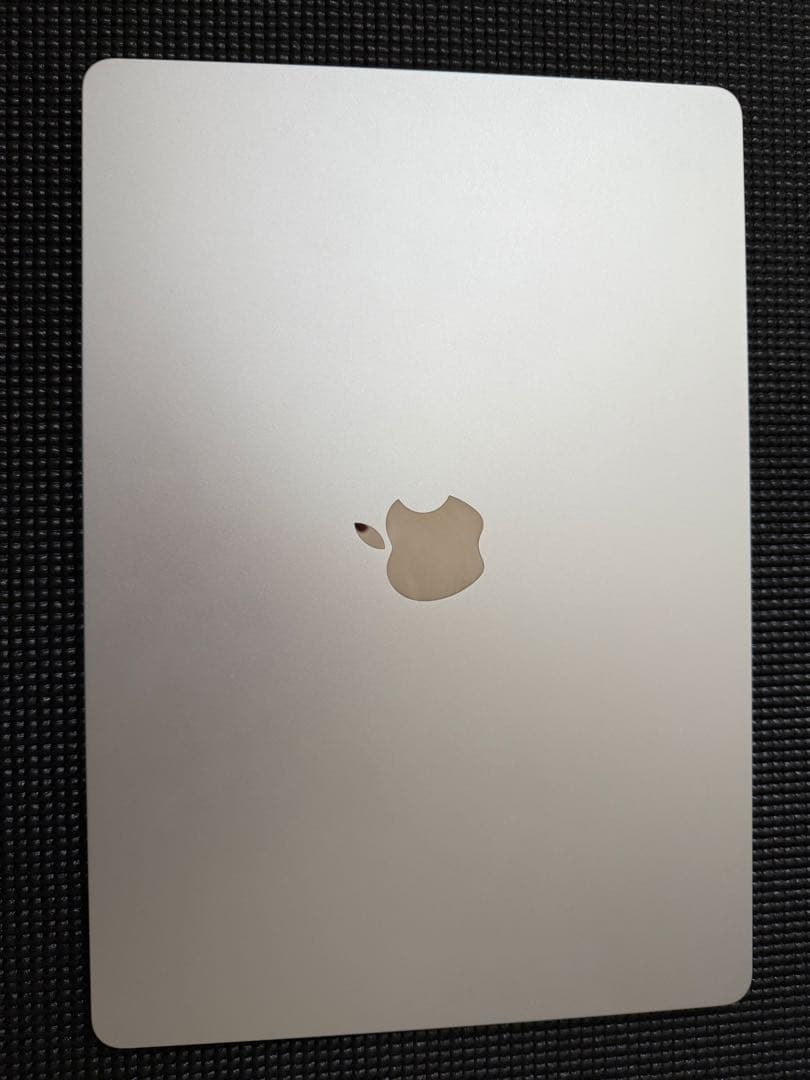 【自動値下げ中】MacBook M2 15インチ 2023 ケースおまけつき