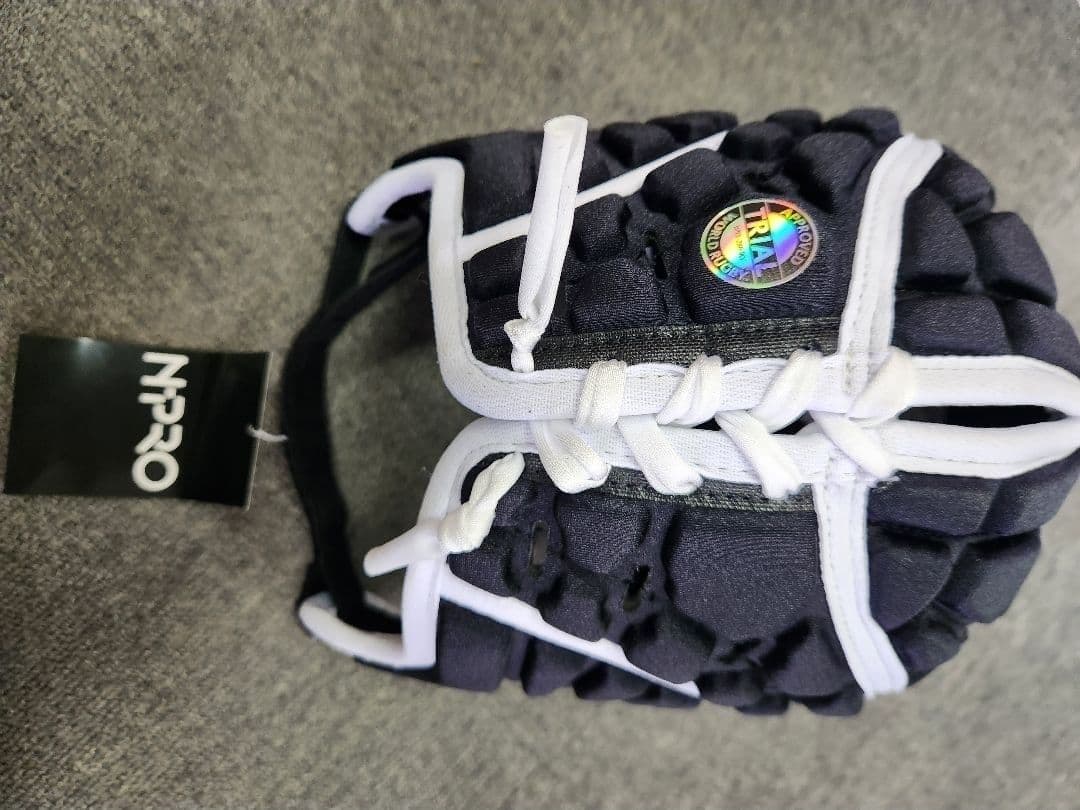 N-PRO 新品未使用ヘッドギア　ヘッドキャップ 黒✕白　SizeM