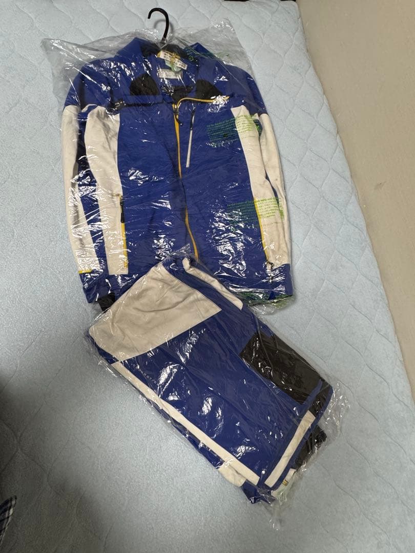 再値下　Phenix スキーウェア 2020-21年　デモモデル　上下Mセット