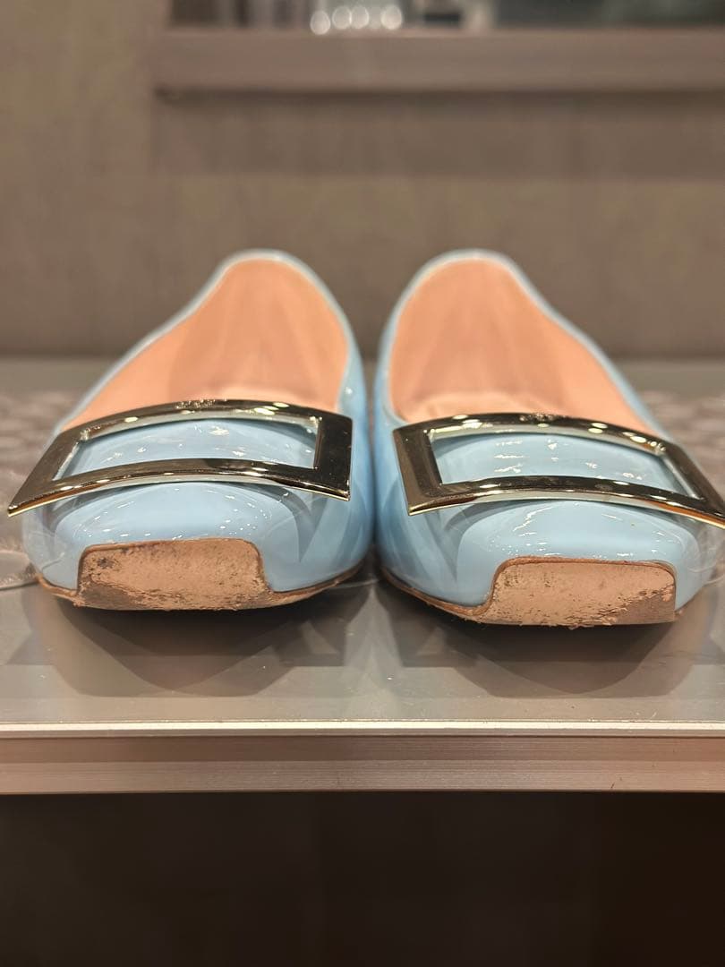 ロジェヴィヴィエ　フラットシューズ　水色