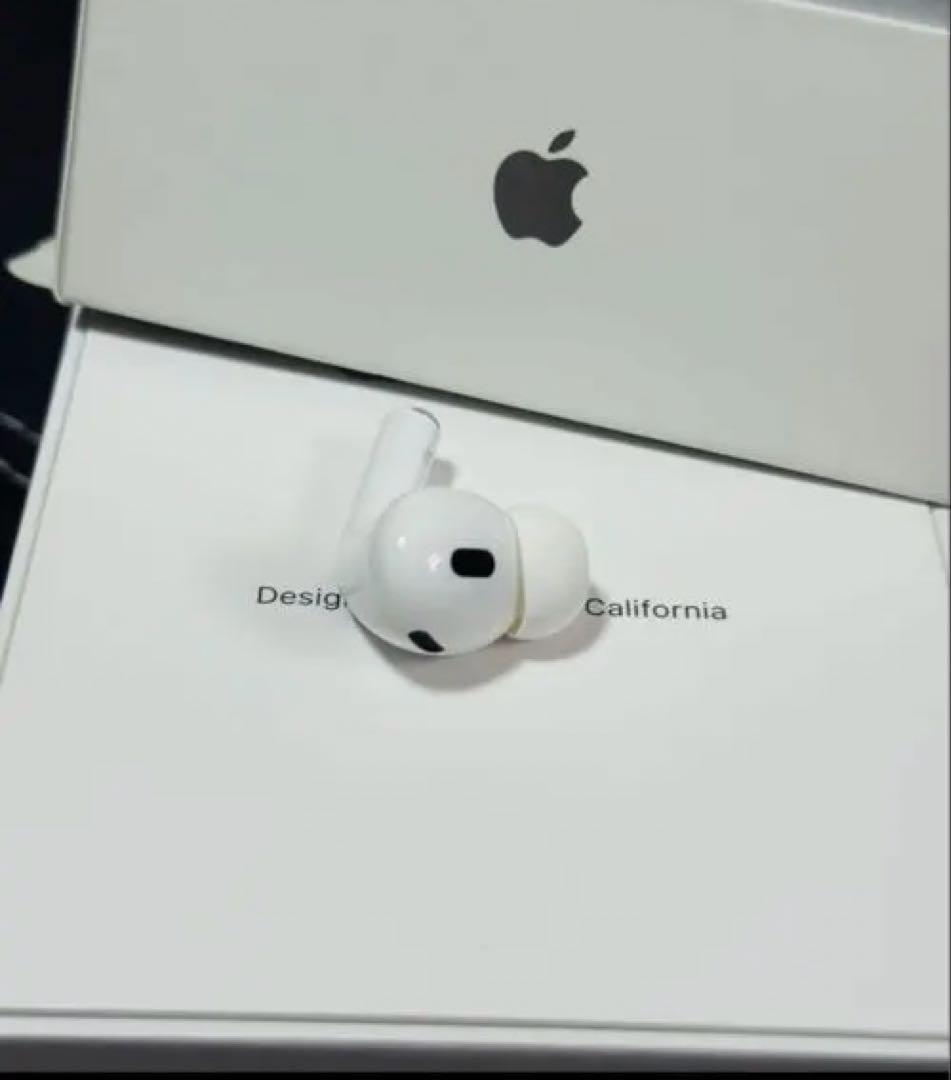 Apple社純正品 AirPods Pro 第2世代 右耳のみ　USB-C