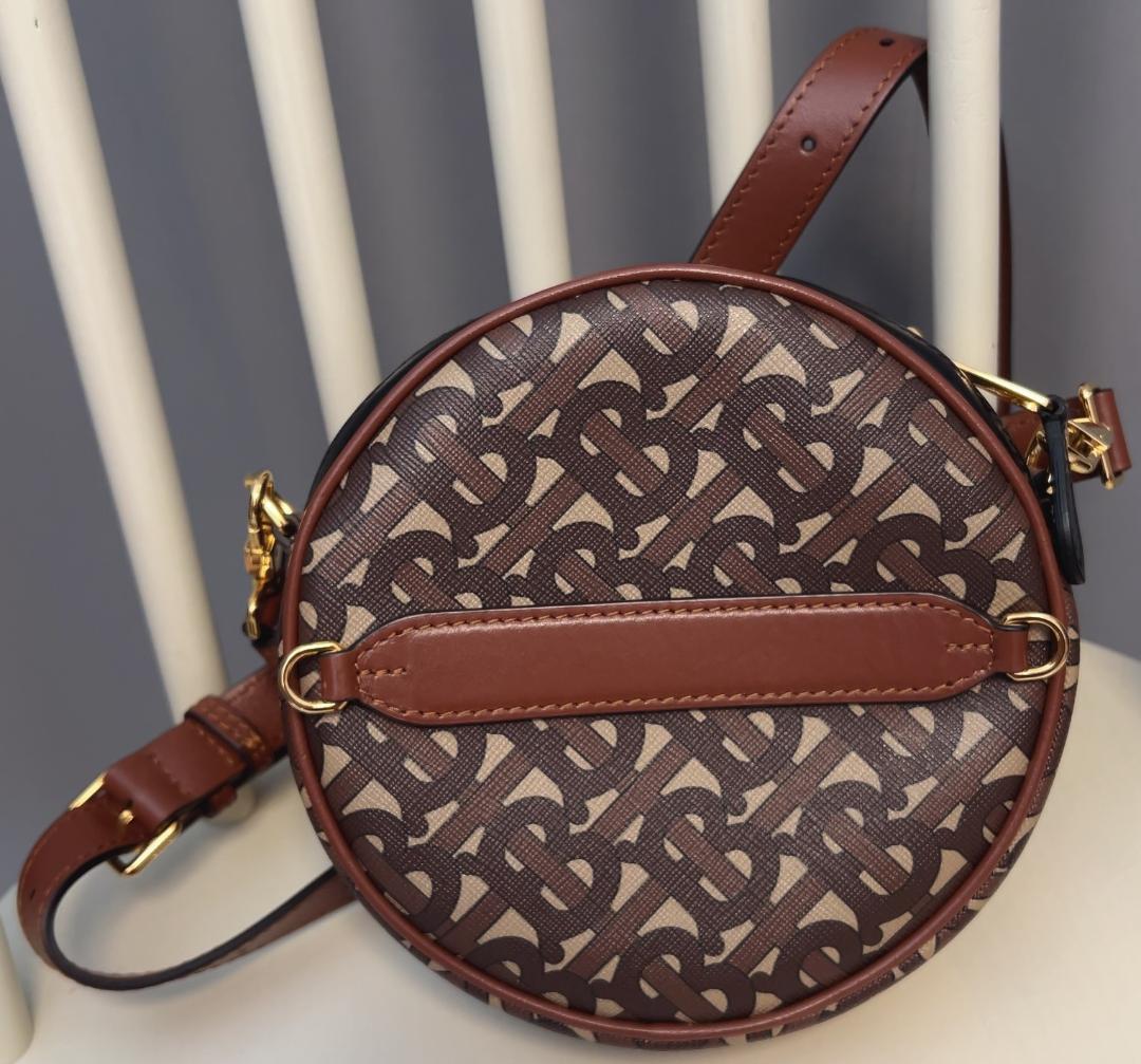 【値下げ!!】【即購入OK】バーバリー ショルダーバッグ