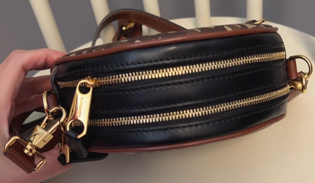 【値下げ!!】【即購入OK】バーバリー ショルダーバッグ