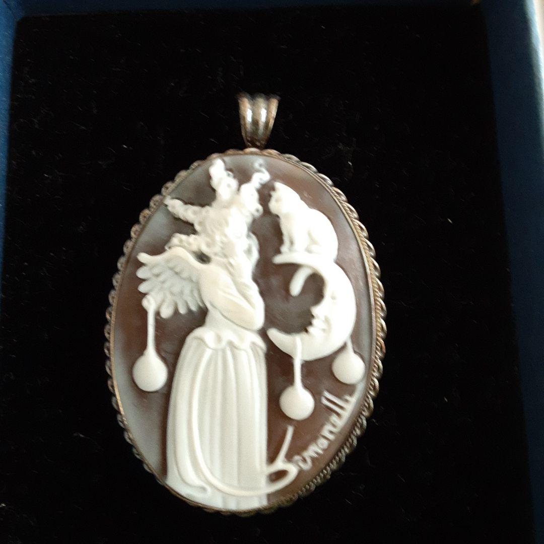 SIMONELLI製 サルドニクス ブローチ