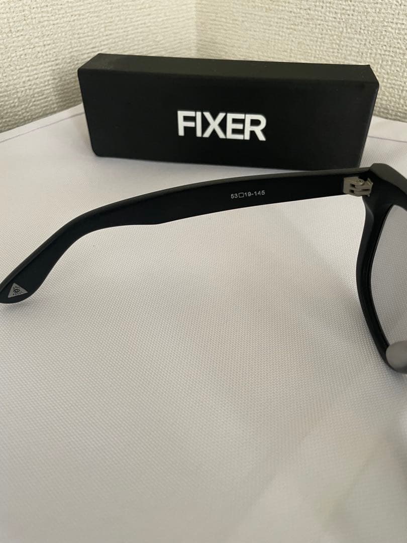 FIXER ブラックパンサー マットブラック × ライトグレー