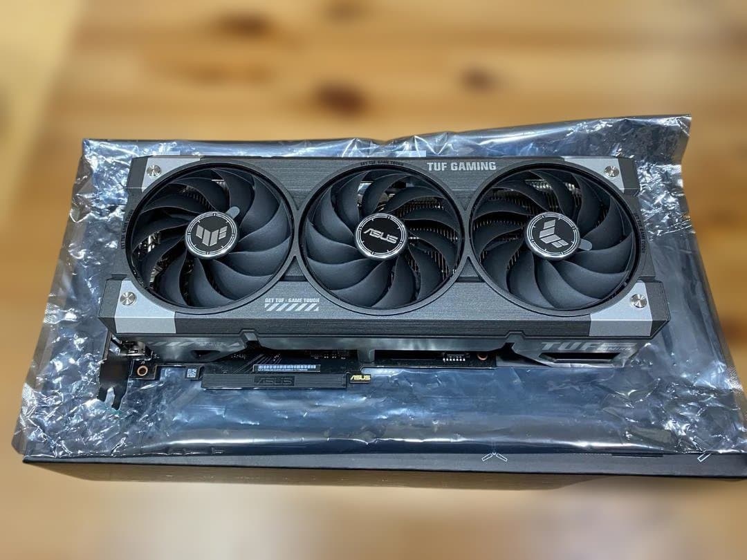 エイスース TUF Gaming RTX5060 8GB グラボ 美品
