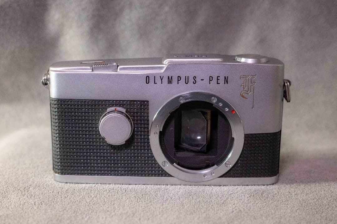 OLYMPUS オリンパス PEN-F ペン ハーフサイズカメラ ボディ