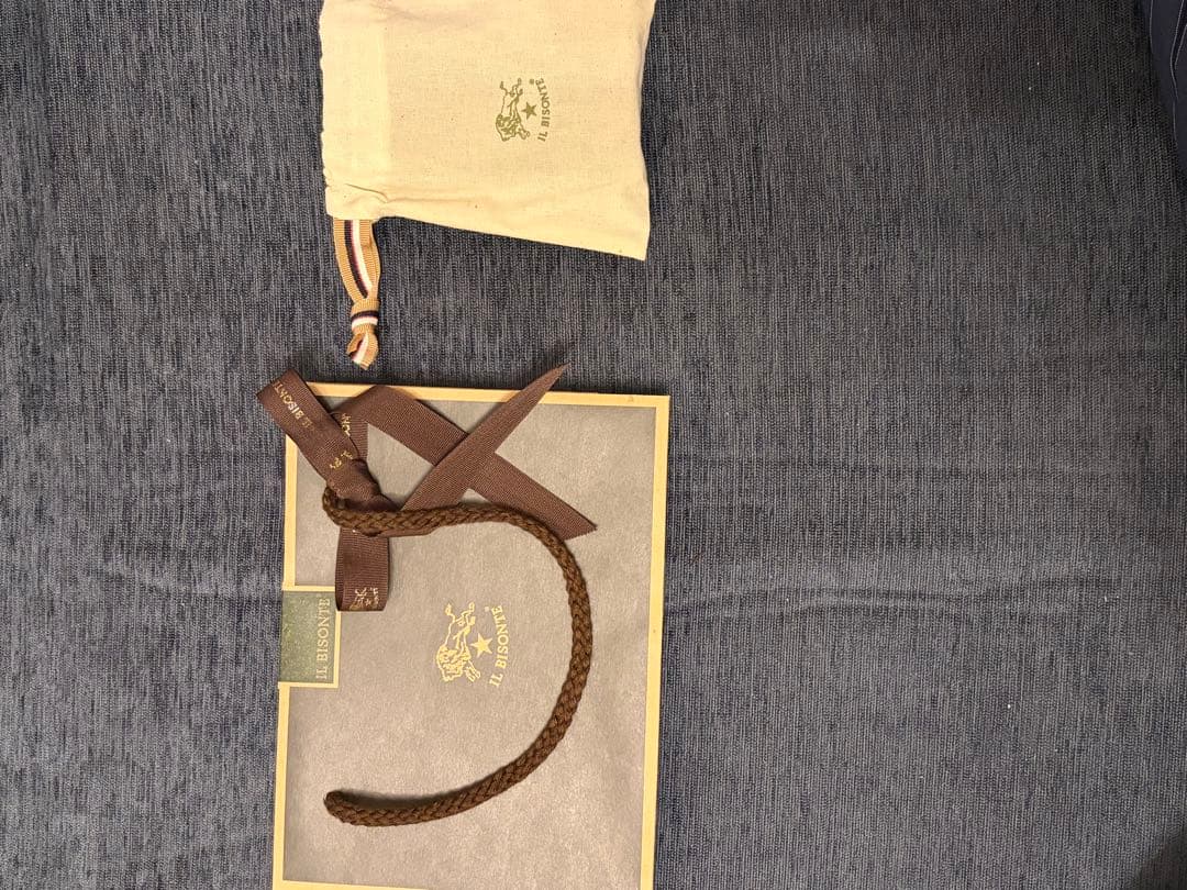 ILBISONTE レザー 名刺入れ