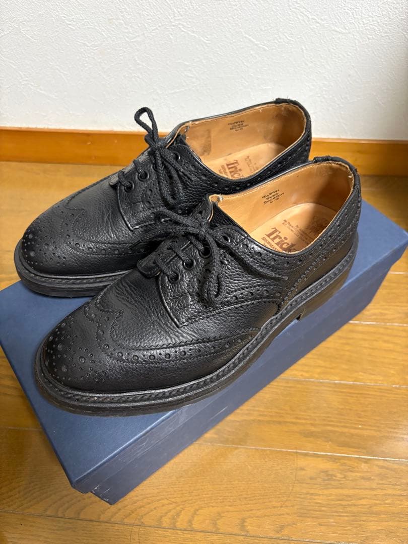 Tricker's ブラック ドレスシューズ　バートン