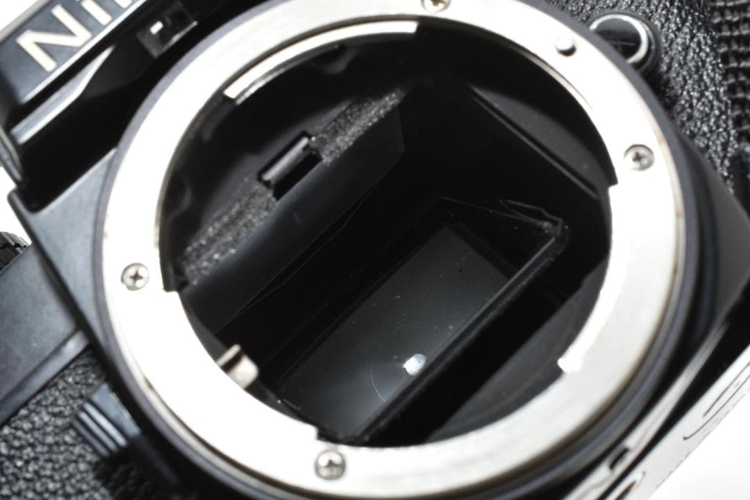 ★各部モルト張り替え済・美品★ ニコン Nikon FE ボディ #21304