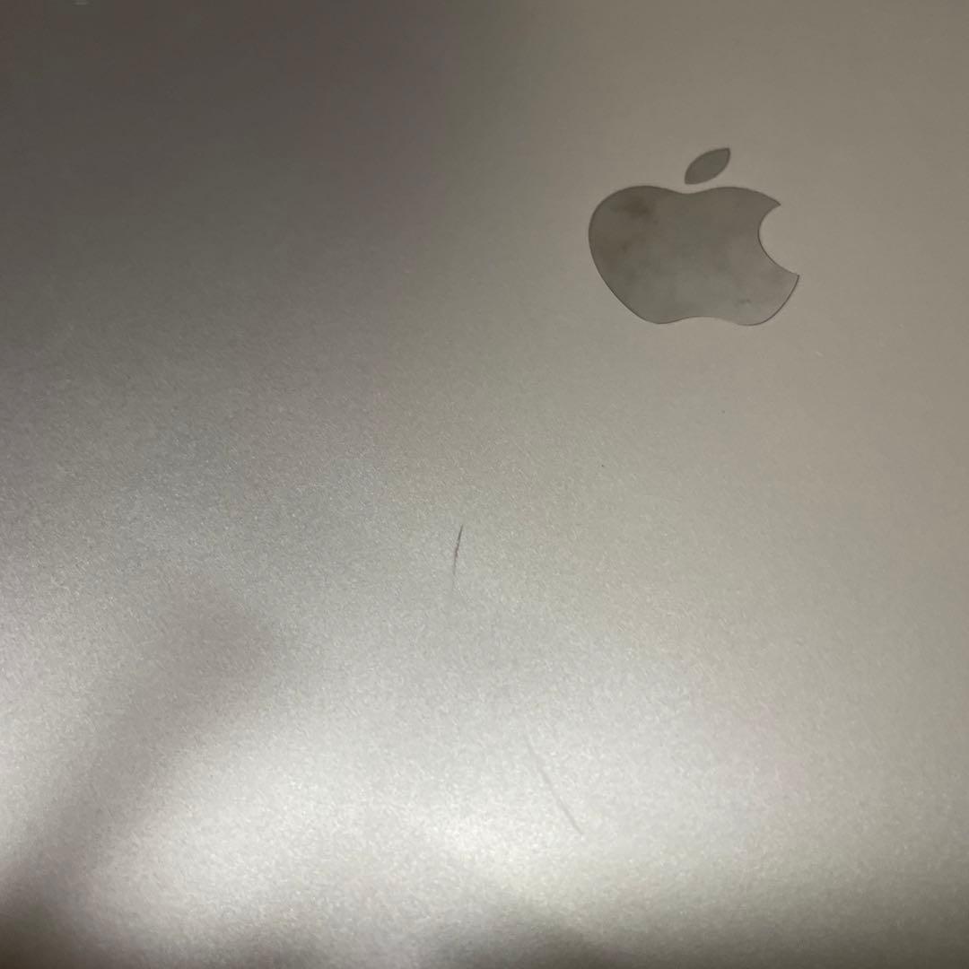 MacBook本体 Apple MacBook Air (M1, 8GB,256GB)