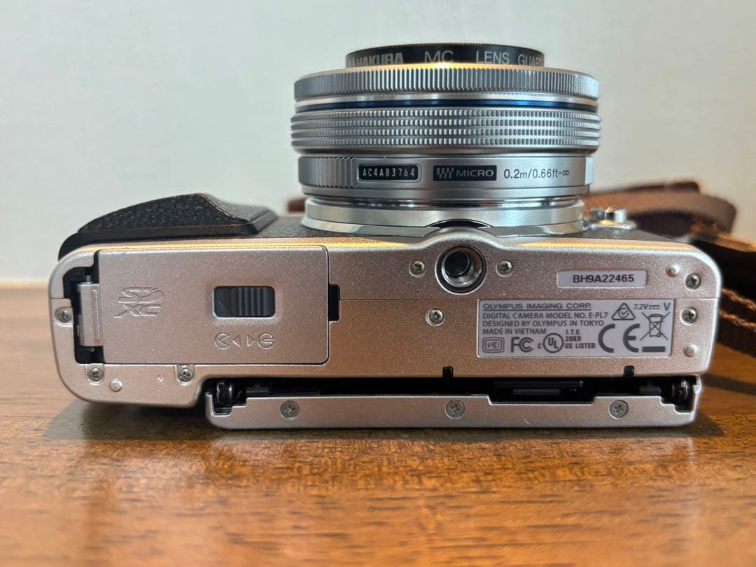 OLYMPUS PEN Lite E-PL7 ミラーレス一眼