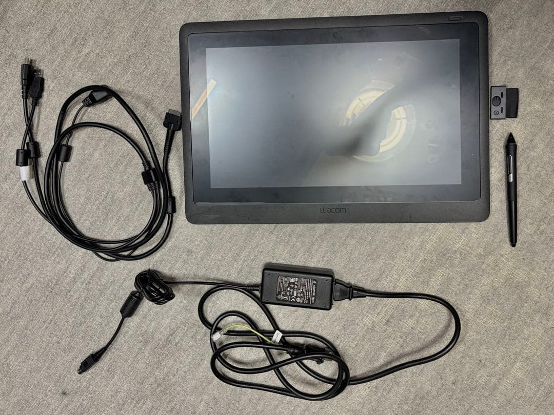 ワコム 液タブ　Wacom Cintiq 16 DTK1660K1D