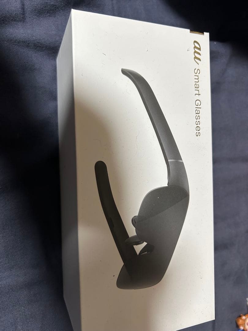 au スマートグラス　定価　69080円