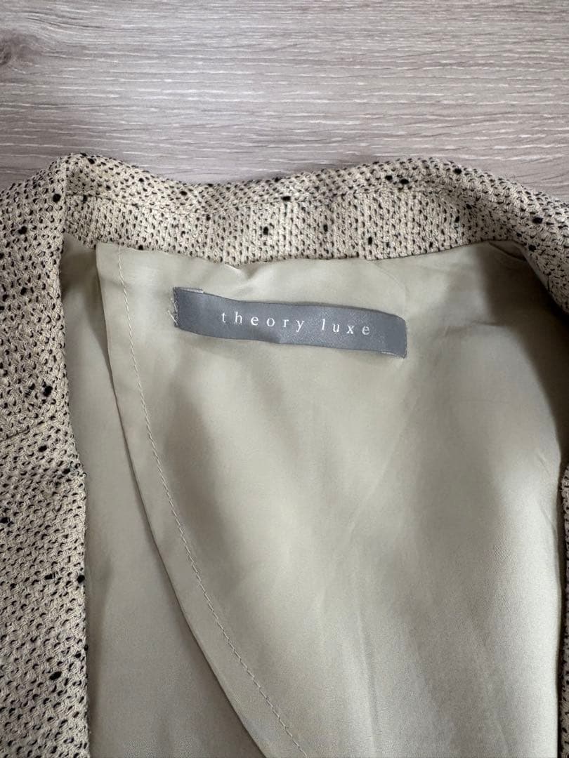 美品　セオリーリュクスtheory テーラードジャケット ダブル　ツイード 40