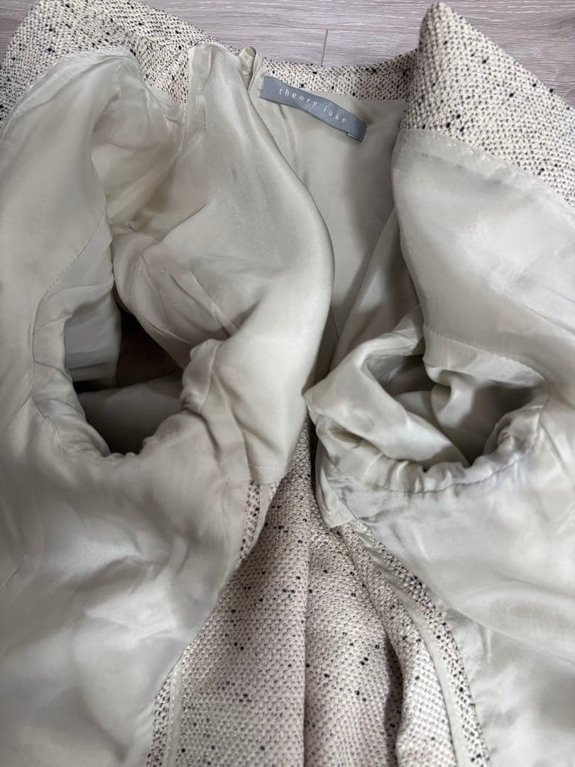 美品　セオリーリュクスtheory テーラードジャケット ダブル　ツイード 40