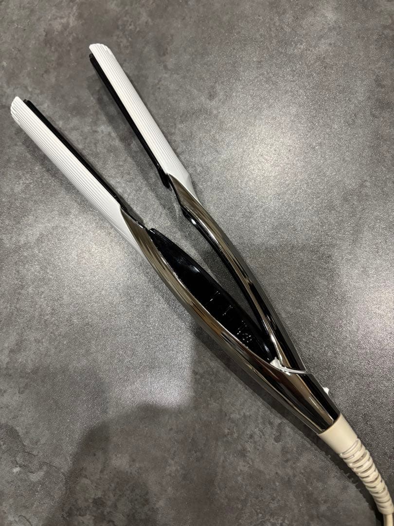 【⭐️箱不要¥500割引】MTG リファ　ReFaストレートヘアアイロン①