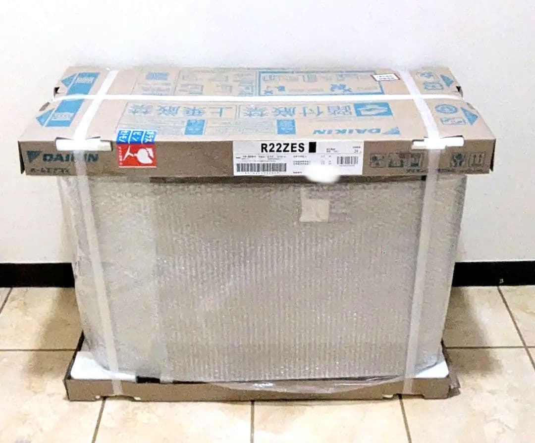 早い者勝ち　送料込　新品未使用　室外機のみ　DAIKIN R22ZES エアコン