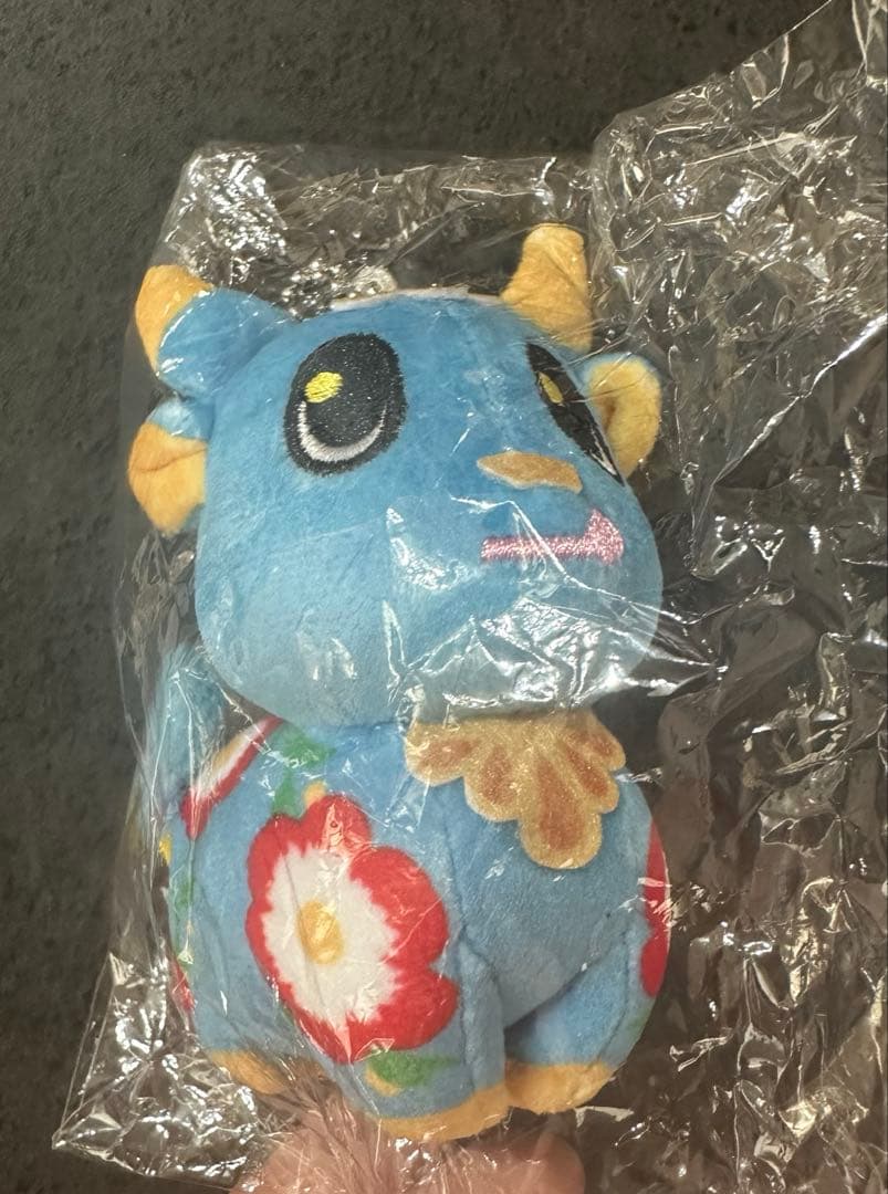 万博　ペルー　パビリオン　ピンバッチ　マグネットピン　ぬいぐるみ　3点セット