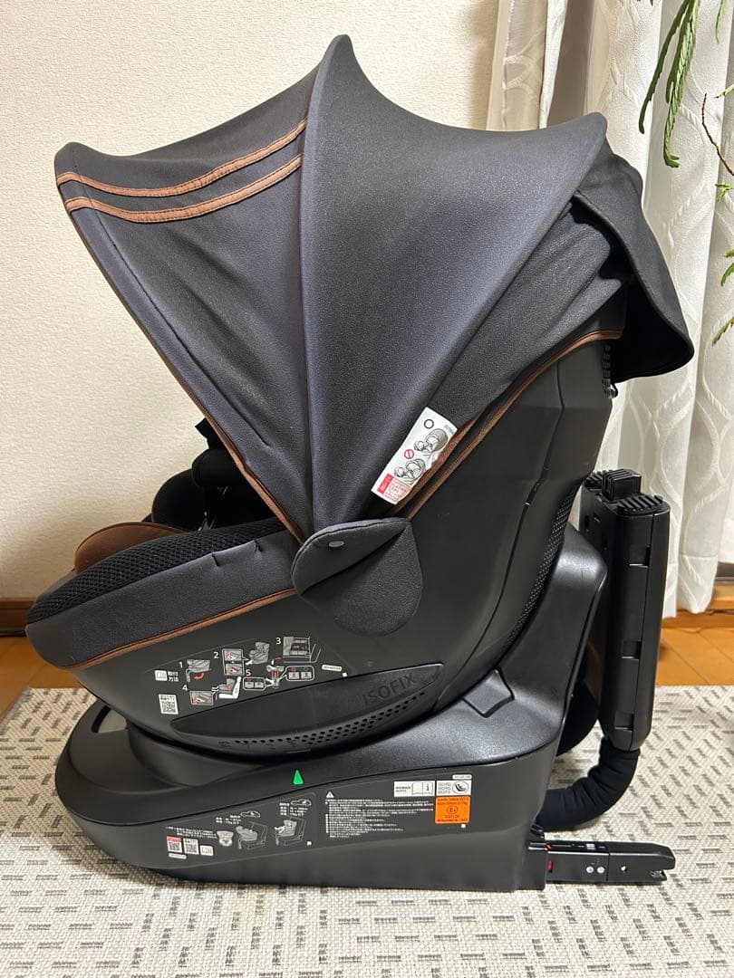 エールべべ クルットR ウィ チャイルドシート リュクスグレー 限定