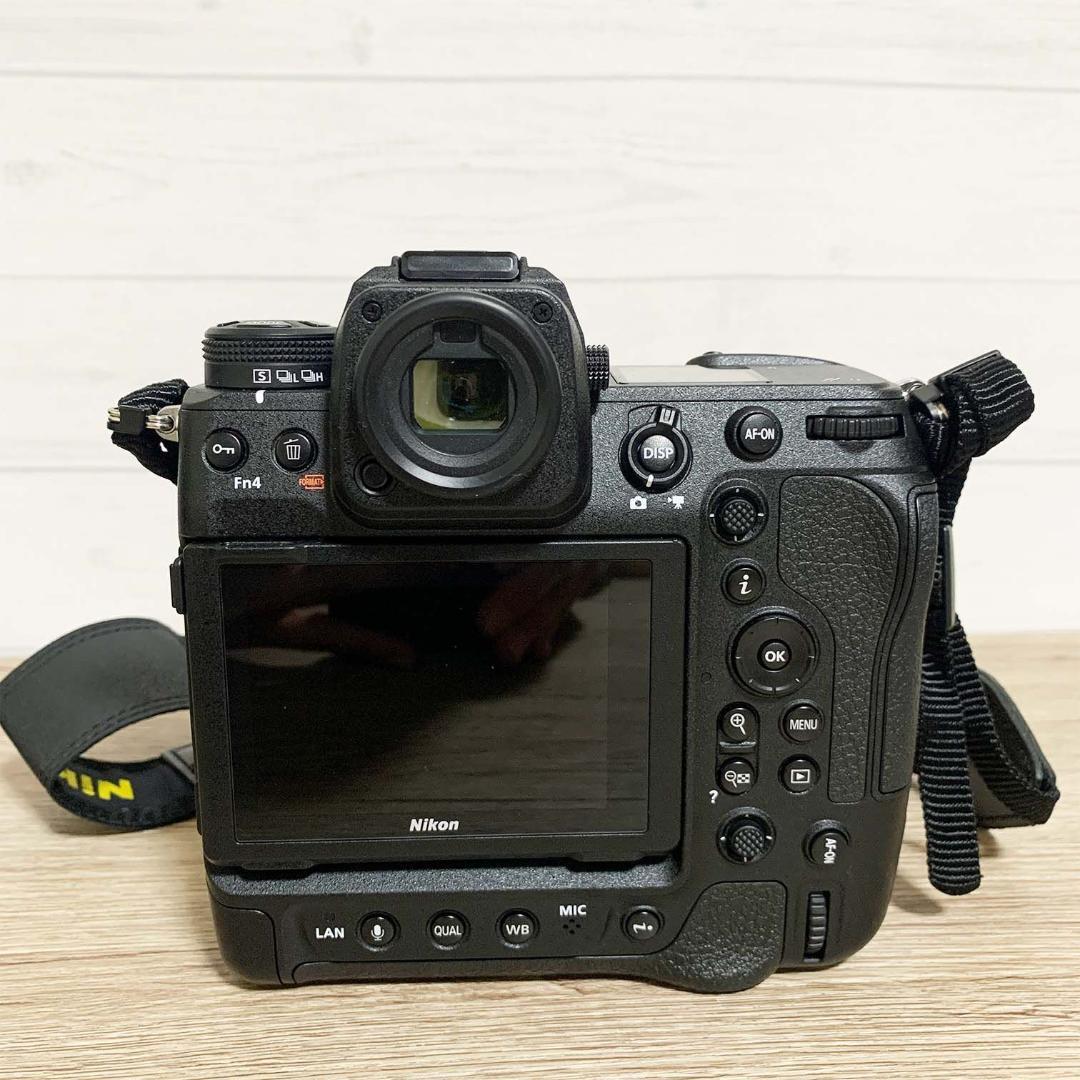 【美品】ニコン Nikon Z9 ボディ デジタル ミラーレス 一眼カメラ