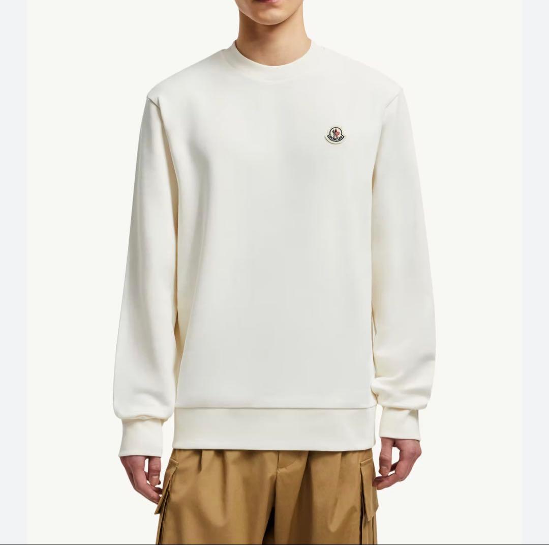 モンクレールのロゴパッチ付きコットンスウェットシャツ　ホワイト