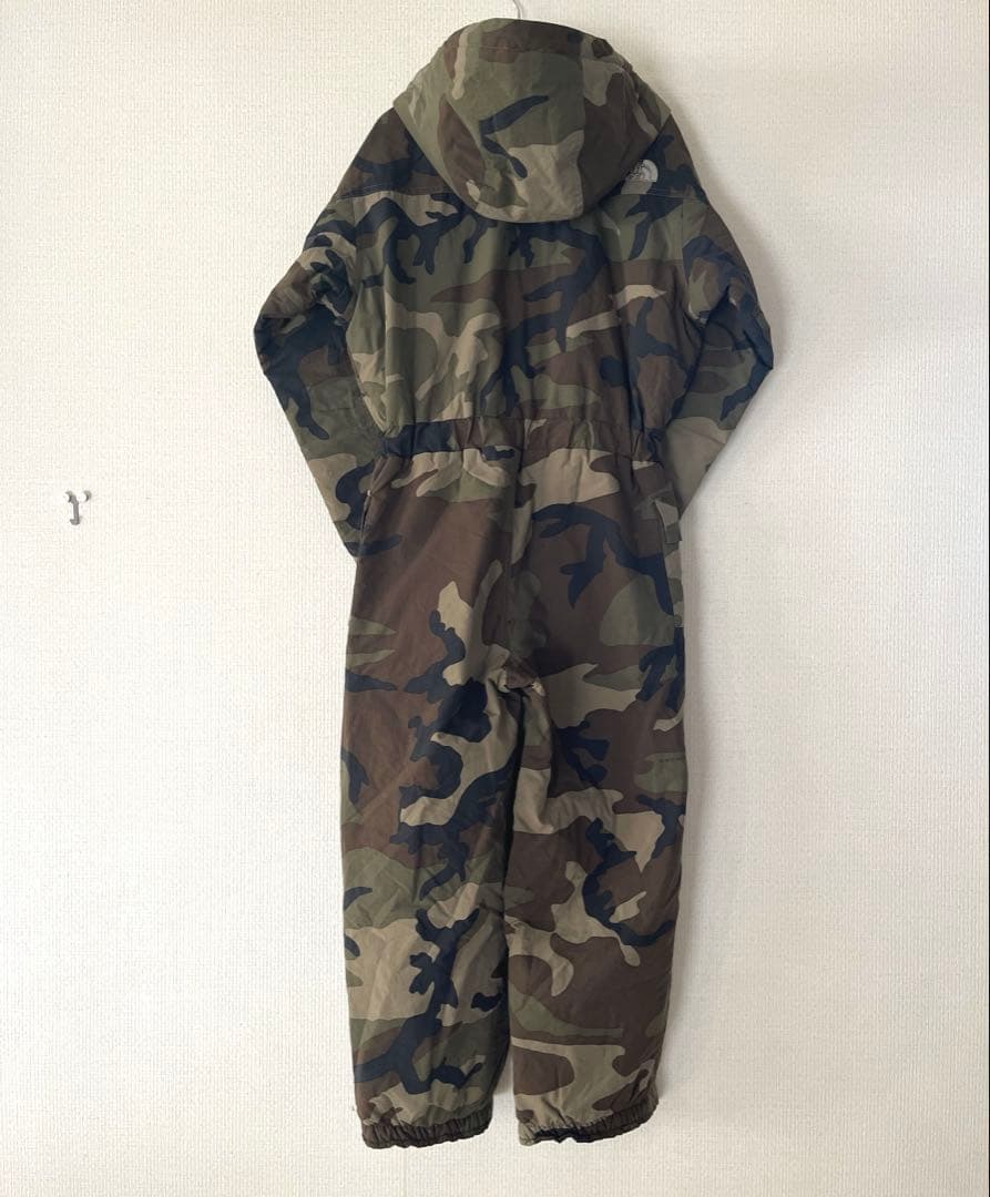 THE NORTH FACE 迷彩柄 スキー　キッズスノボ　ウェア　130