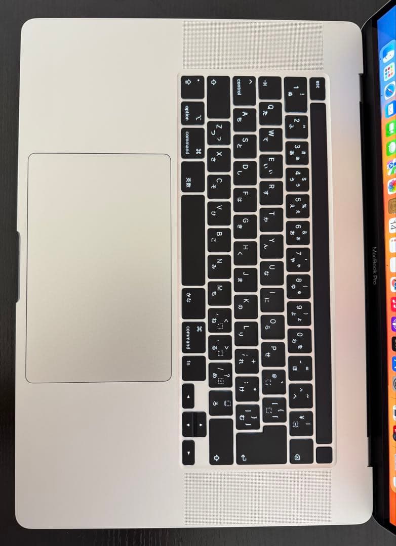 MacBookPro i9 32GB 1TB 充放電98回 バッテリー94%