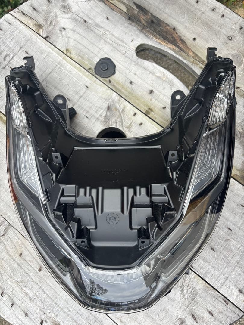 PCX125ヘッドライト