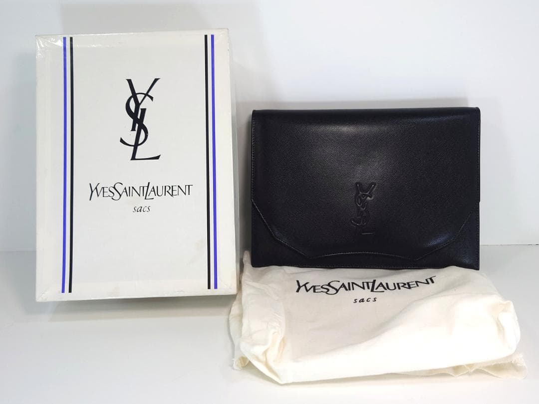 【美品】イヴサンローラン YSL クラッチバッグ カサンドラ　黒