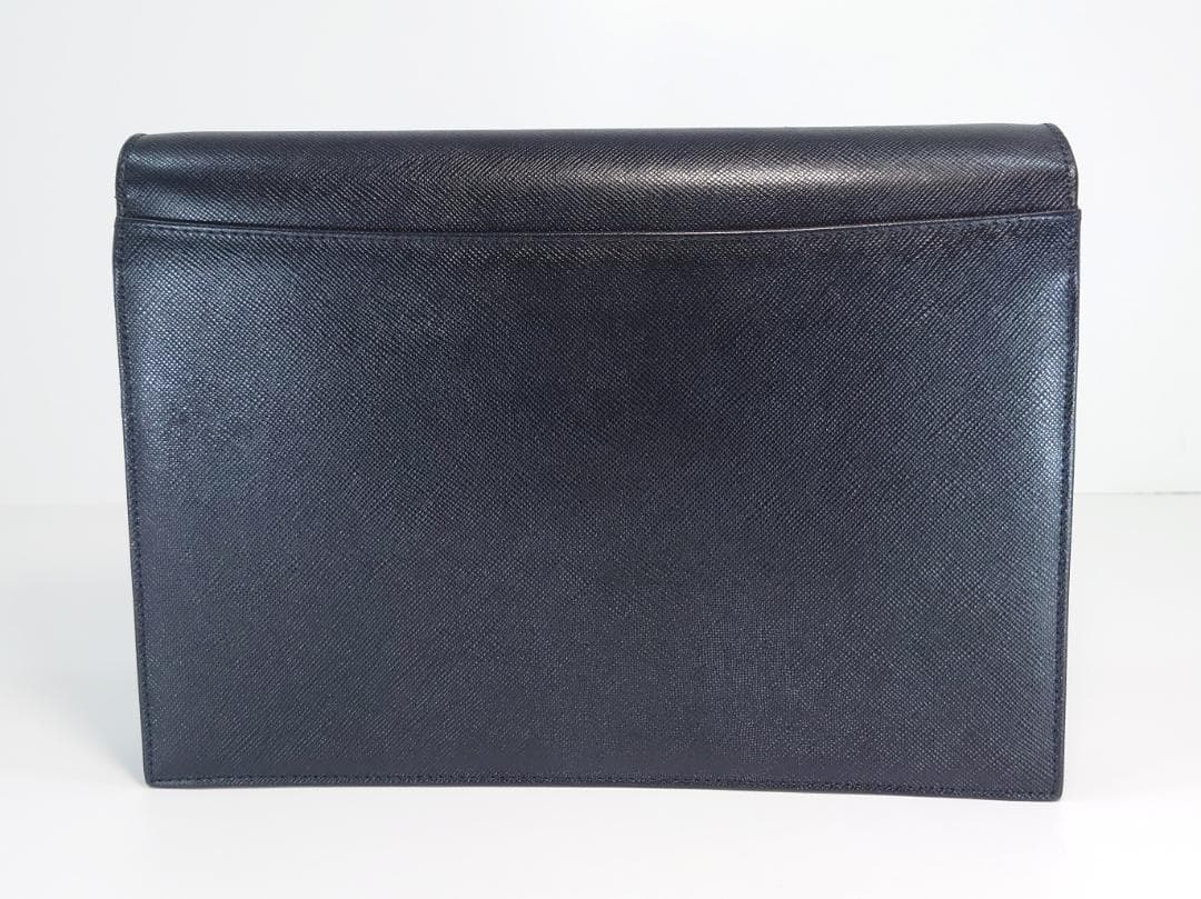 【美品】イヴサンローラン YSL クラッチバッグ カサンドラ　黒