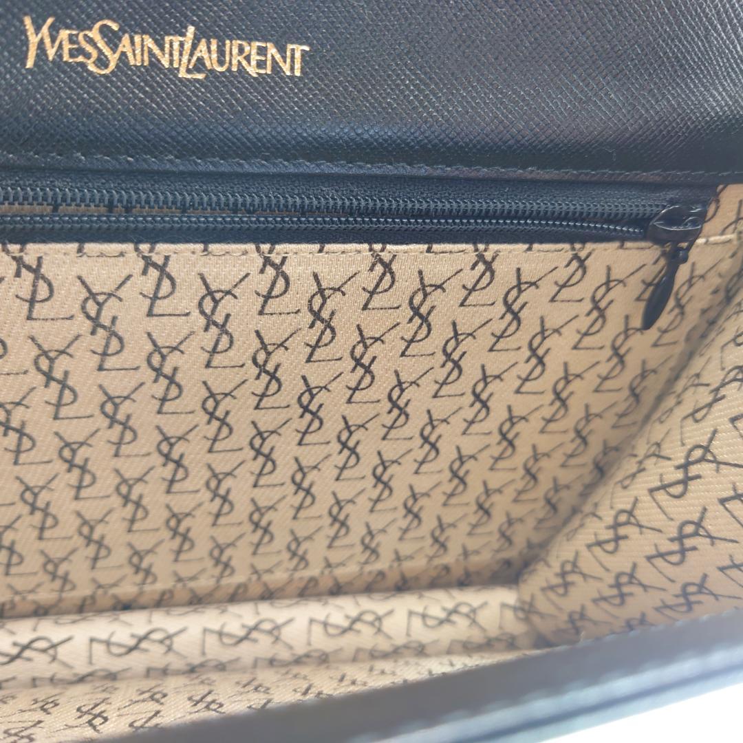 【美品】イヴサンローラン YSL クラッチバッグ カサンドラ　黒