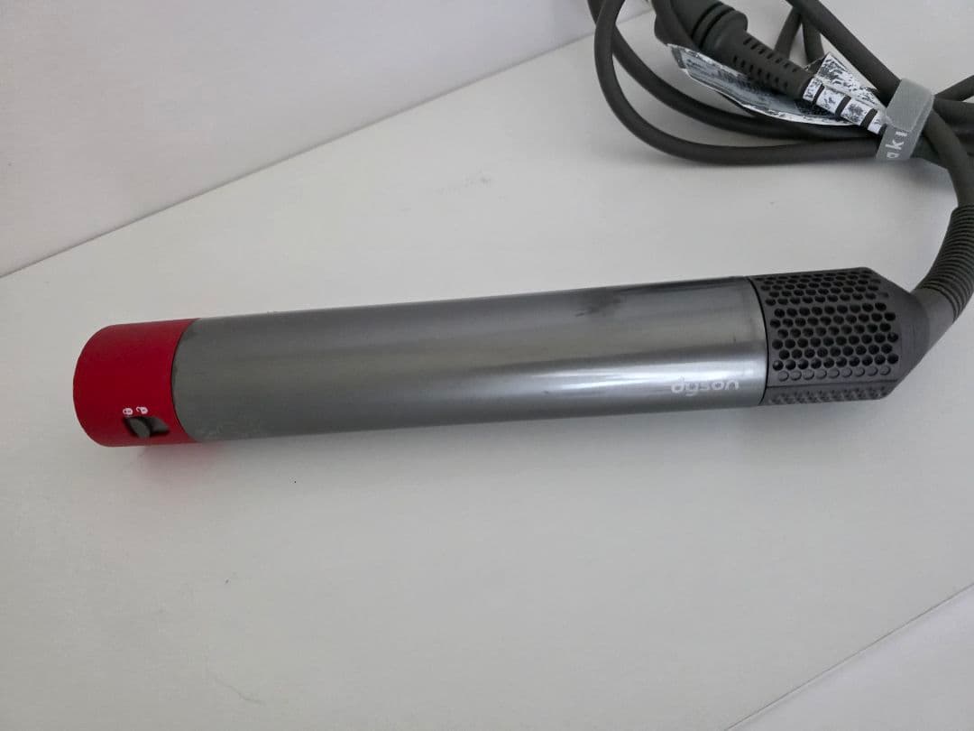 ダイソン　マルチスタイラー　エアラップ　シルバー / レッド