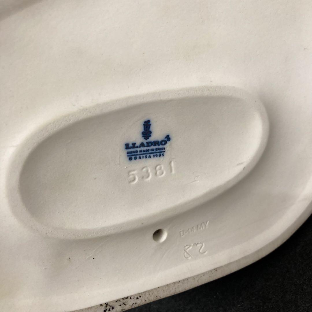 リヤドロ　セレナーデ　フィギュリン　陶器人形⭐︎