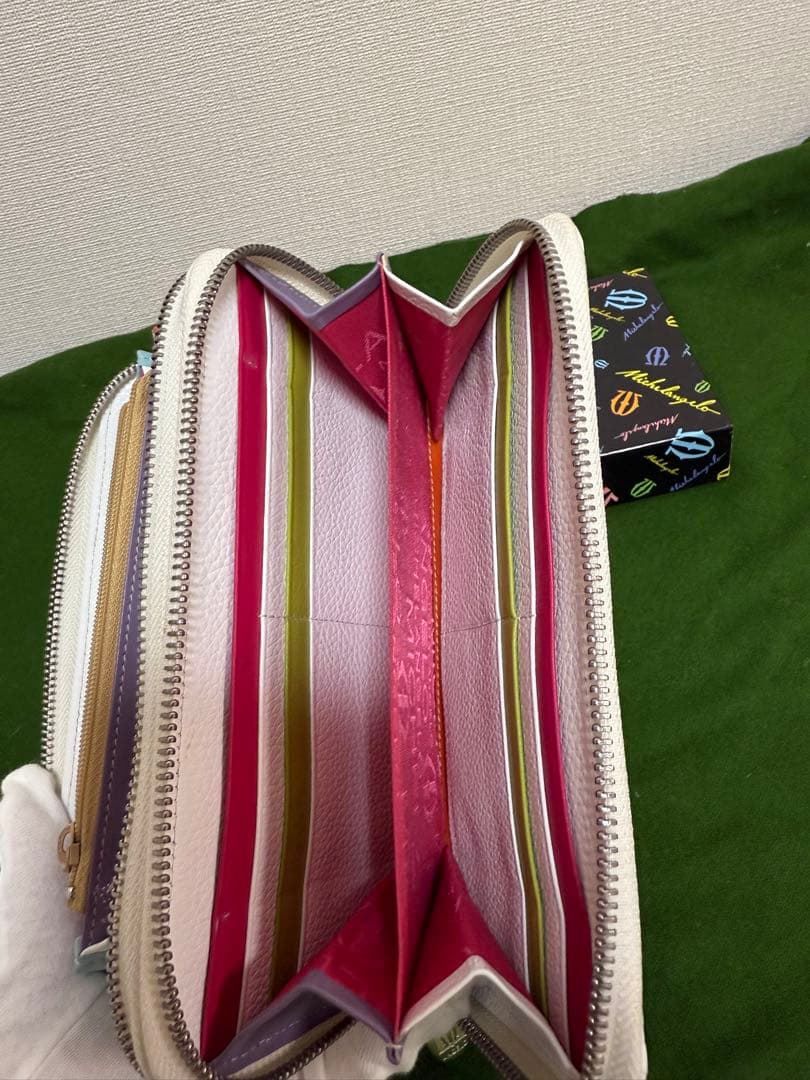 ★レア★MICHELANGELO ミケランジェロ 装飾長財布 ホワイト